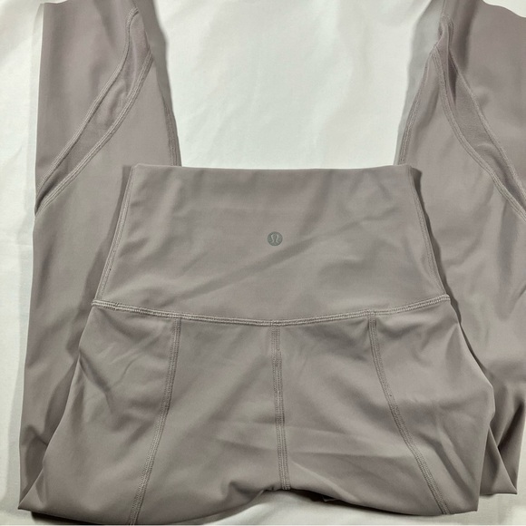 Lululemon Wunder Under Crop II Roll Down Scallop Full-On 24" Smoky Blush sz 2 - Picture 6 of 8